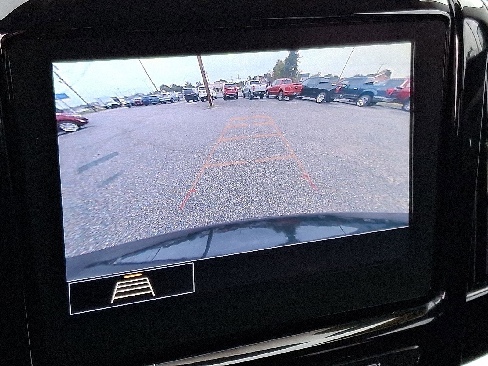 Used 2020 Chevrolet Traverse LT image 19