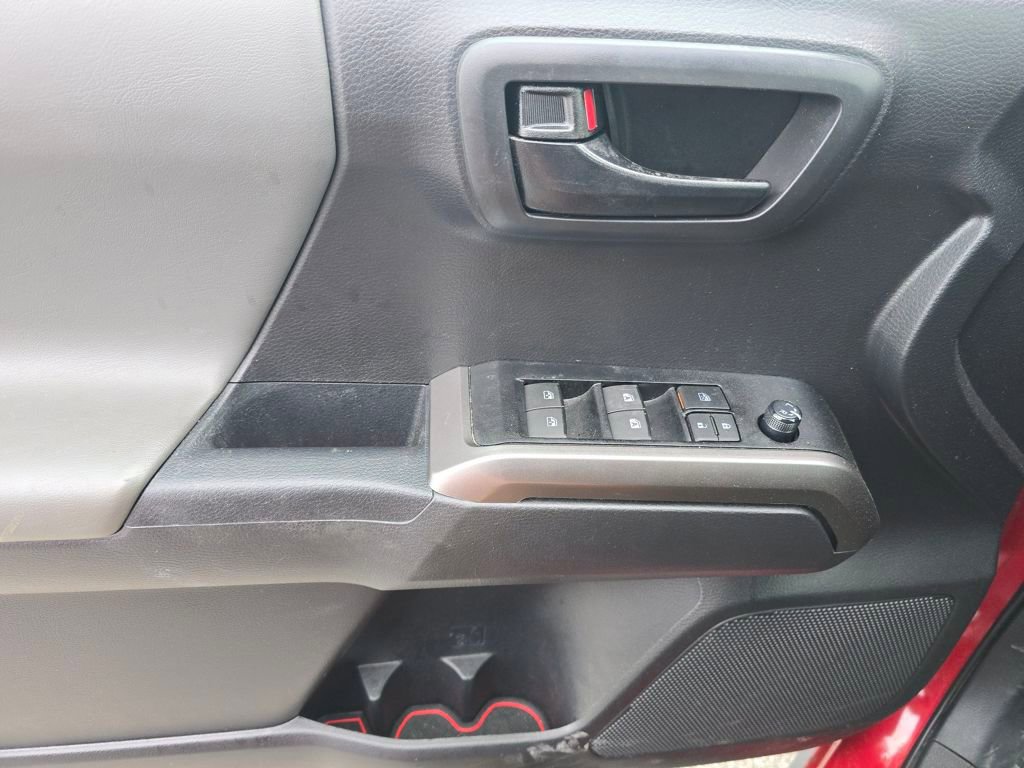 Used 2023 Toyota Tacoma SR5 image 27