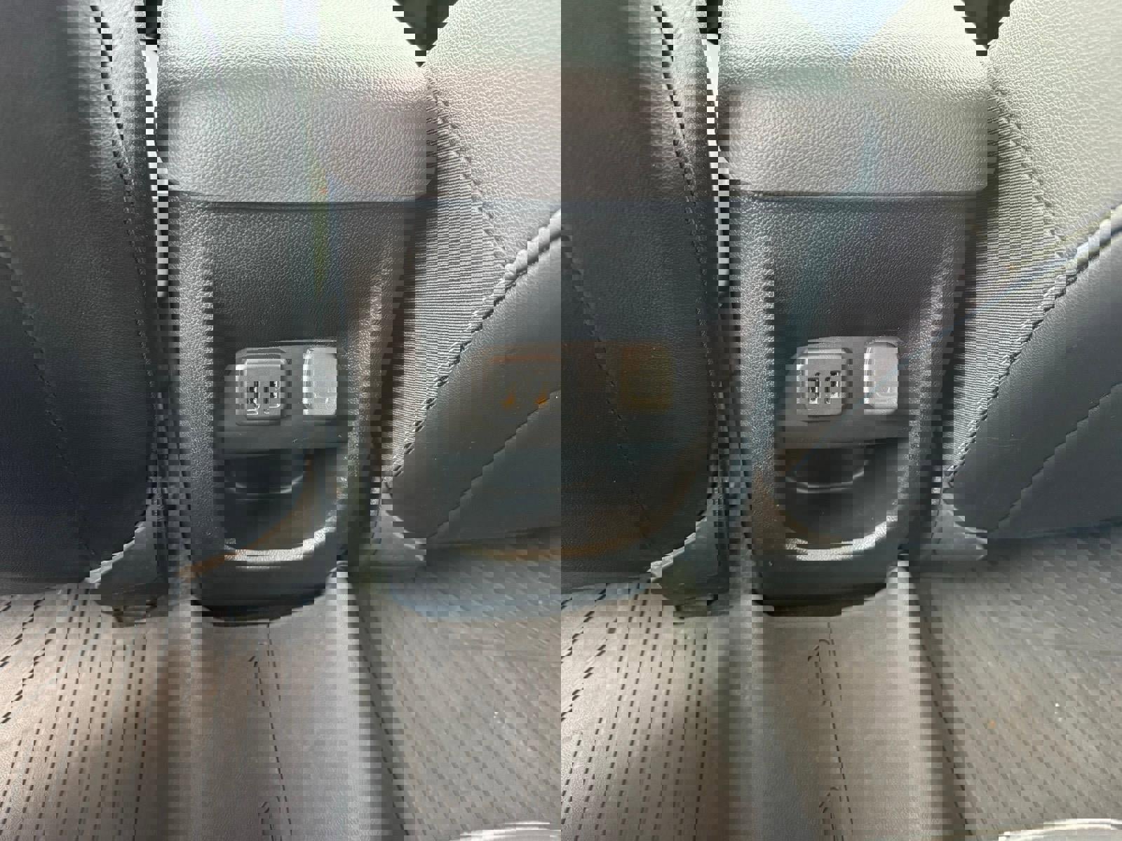 Used 2016 Chevrolet Colorado LT image 8