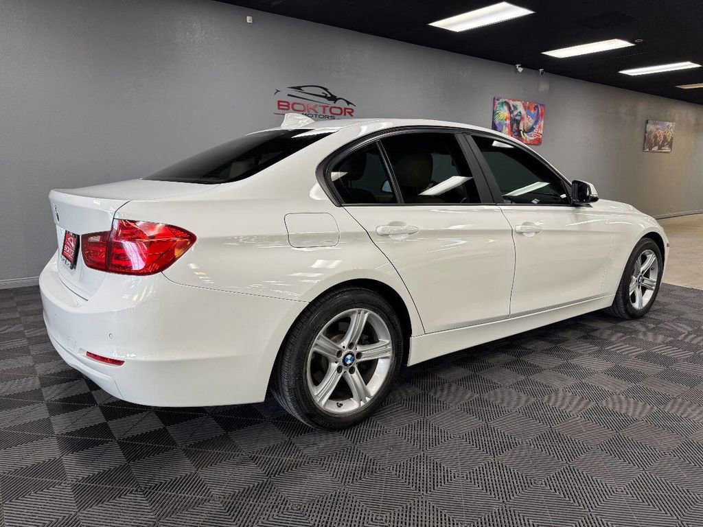 Used 2015 BMW 320i xDrive Sedan image 15