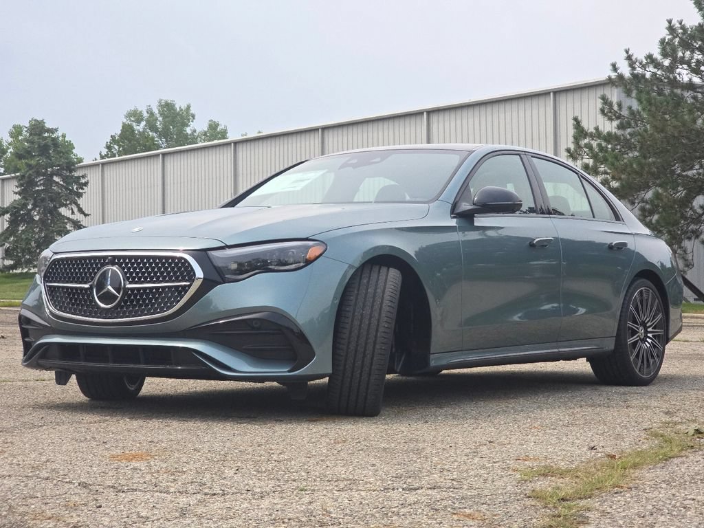New 2027 Mercedes-Benz E 450 4MATIC Sedan image 13