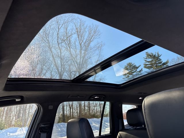 Used 2024 Cadillac XT6 Sport w/ Platinum Package image 29