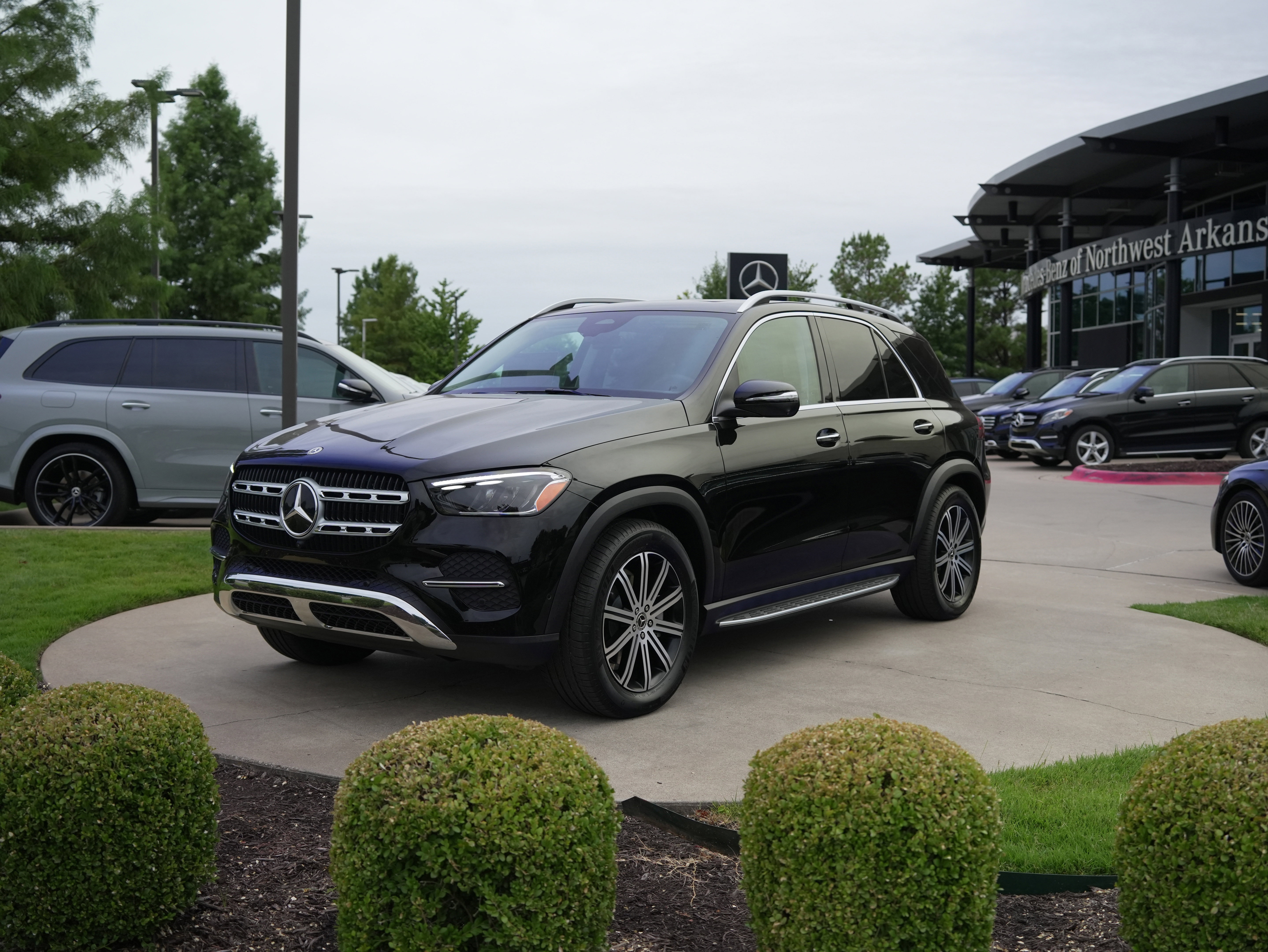 New 2026 Mercedes-Benz GLE 350 4MATIC image 3