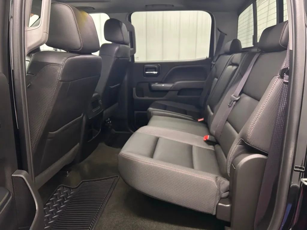 Used 2017 GMC Sierra 2500 SLT w/ Duramax Plus Package image 17