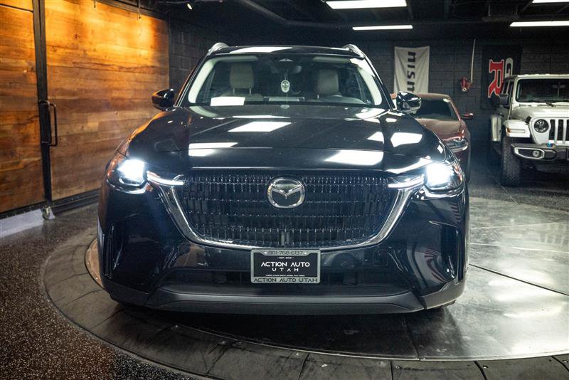 Used 2024 MAZDA CX-90 Plug-In Hybrid w/ Preferred AWD/4WD image 4