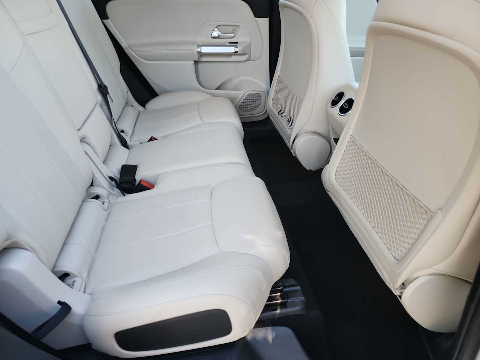 Used 2020 Mercedes-Benz GLB 250 image 25