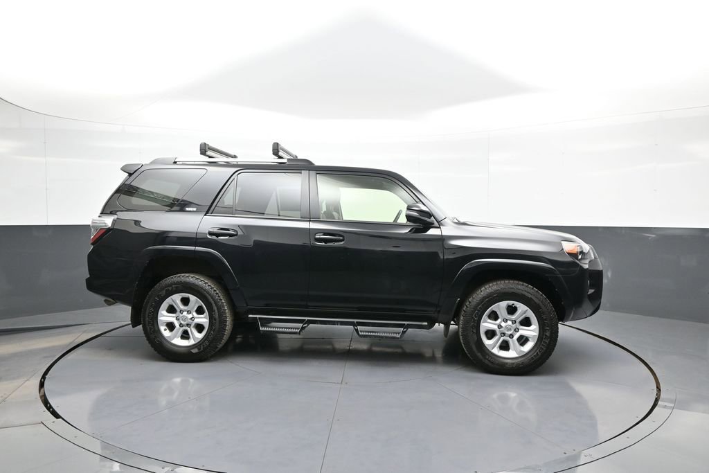 Certified 2022 Toyota 4Runner SR5 Premium image 5