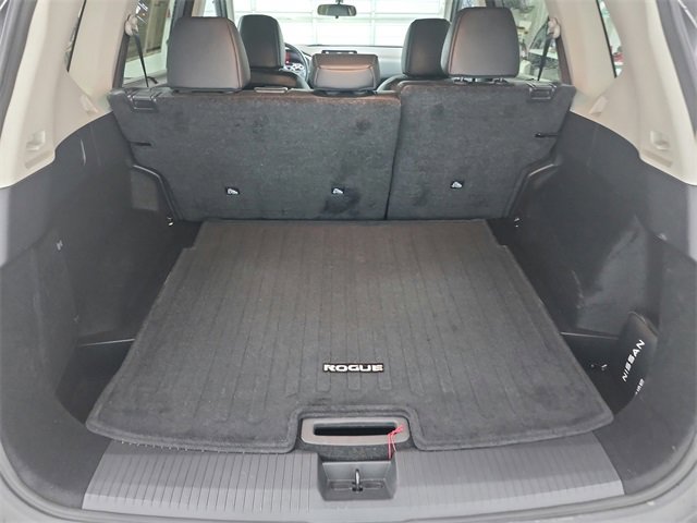 Used 2023 Nissan Rogue SV w/ SV Premium Package image 77