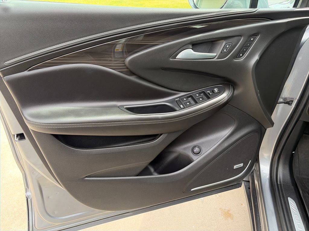 Certified 2020 Buick Envision Premium AWD/4WD image 28