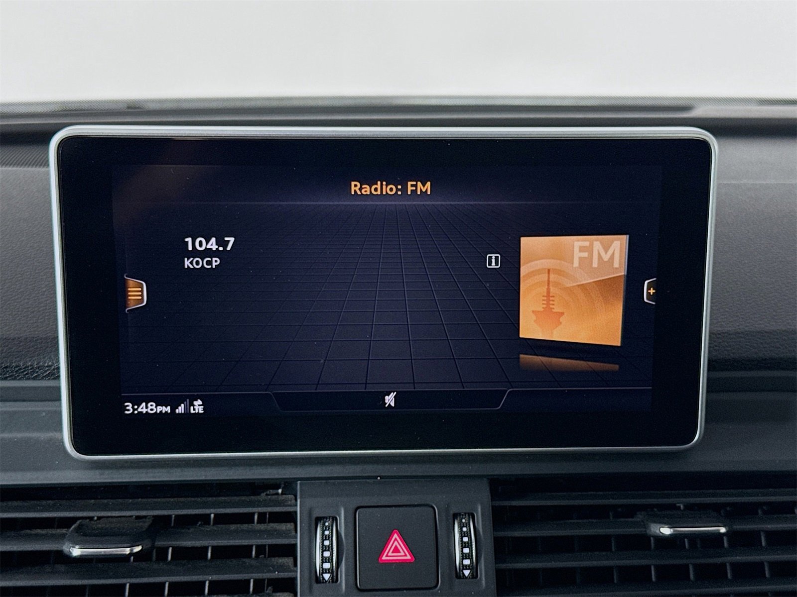 Used 2020 Audi SQ5 Premium Plus w/ Premium Plus Package image 15