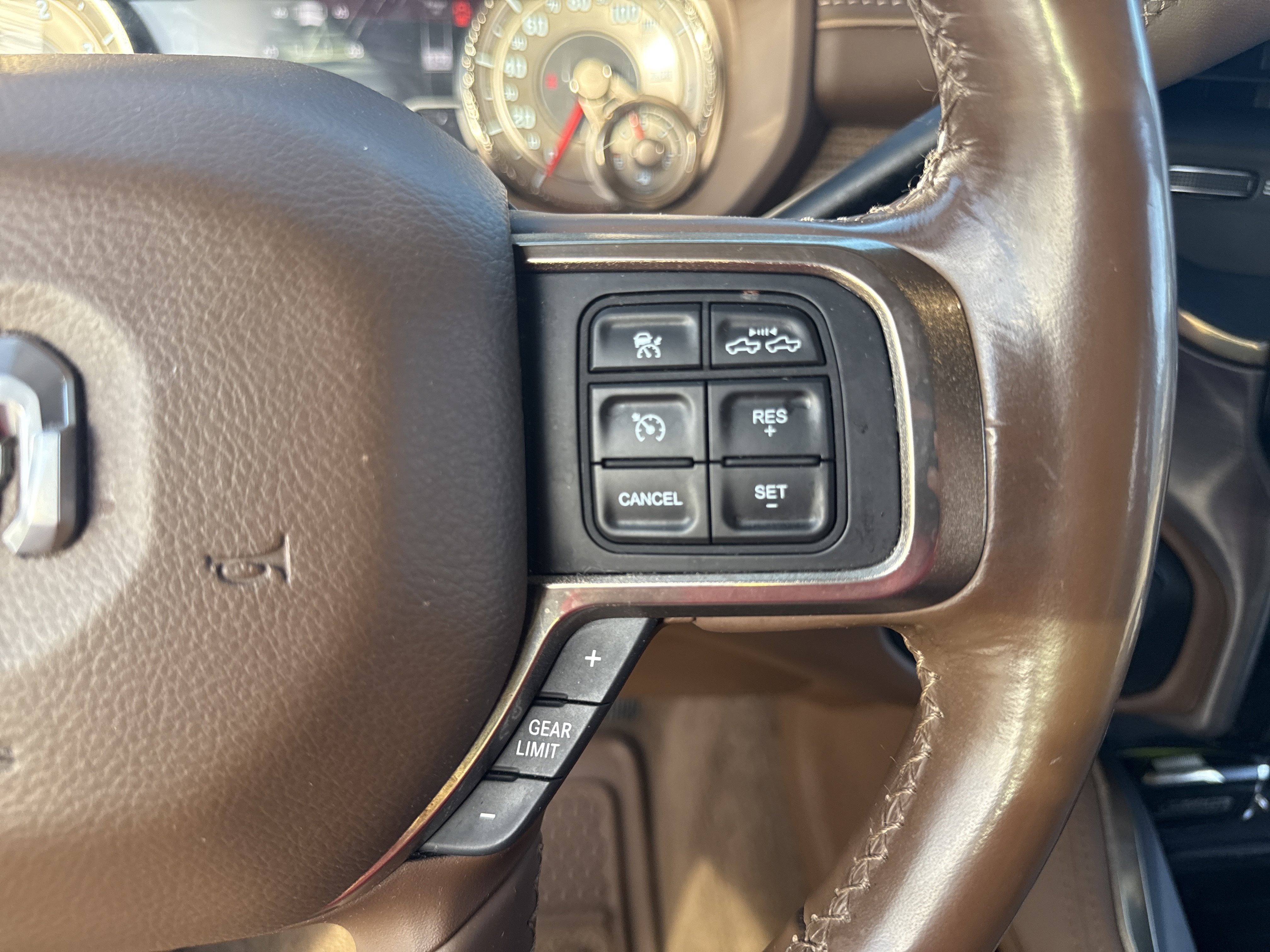 Used 2019 RAM 2500 Limited image 21