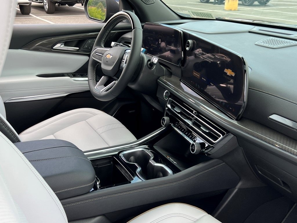 New 2026 Chevrolet Traverse High Country image 9