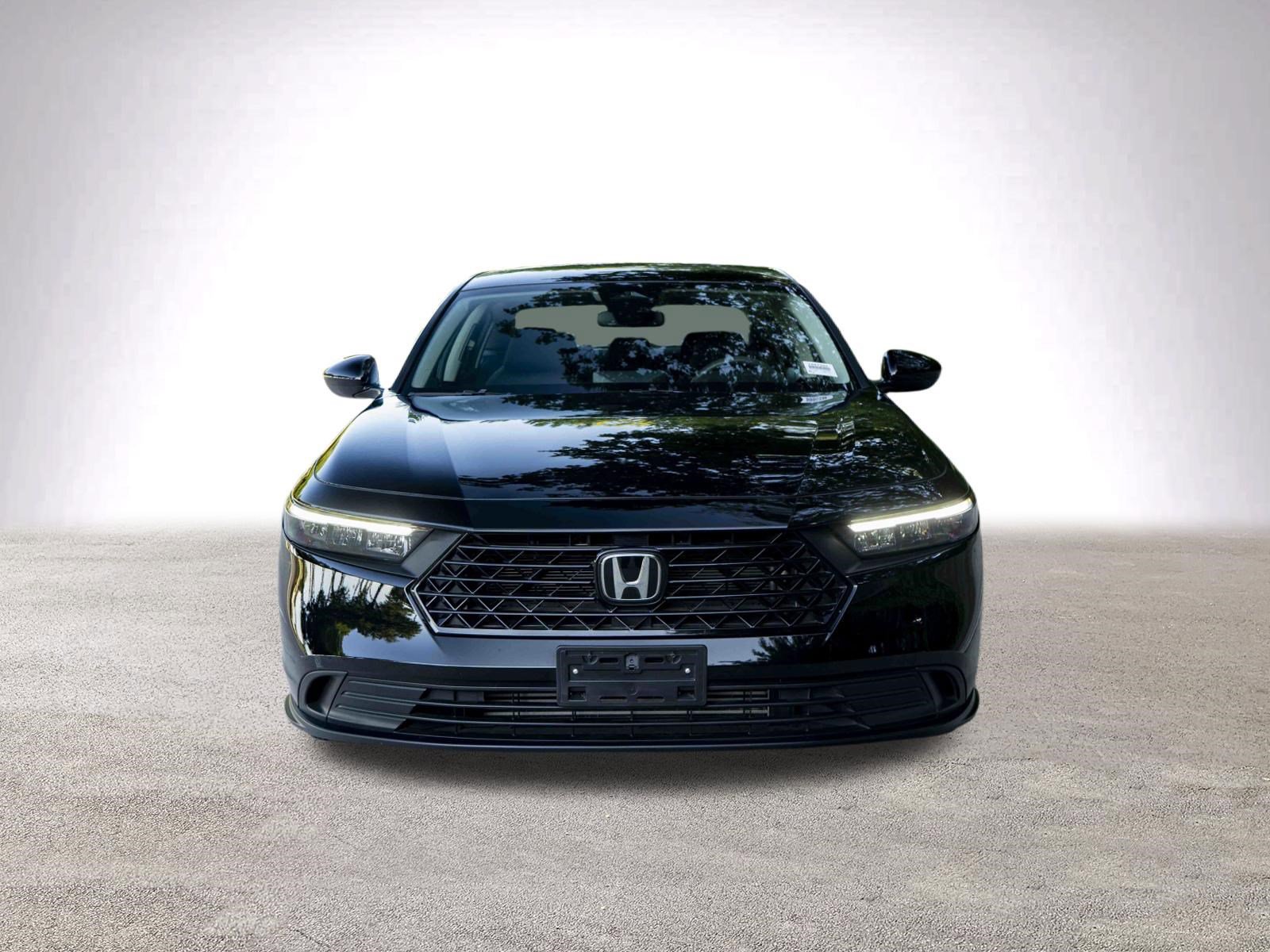 Used 2025 Honda Accord LX image 3