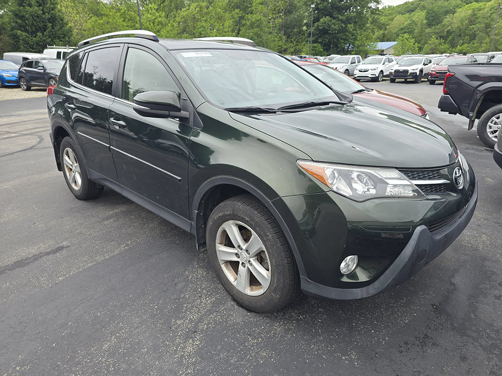 Used 2013 Toyota RAV4 XLE AWD/4WD image 4