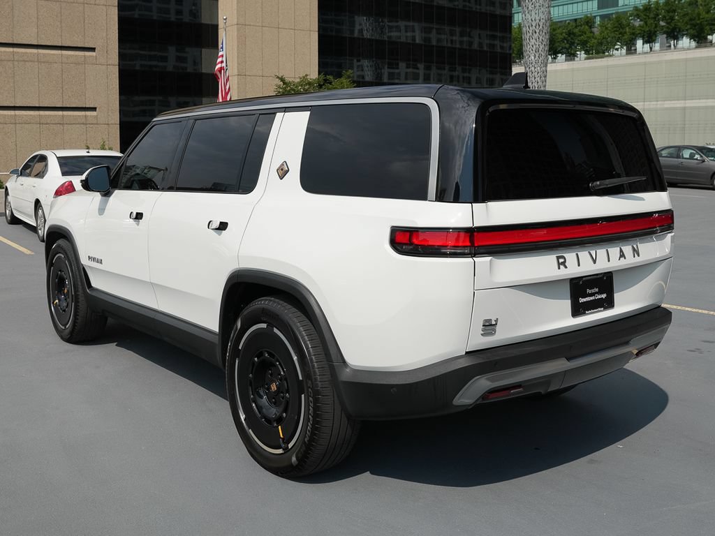 Used 2025 Rivian R1S Adventure Dual AWD/4WD image 10