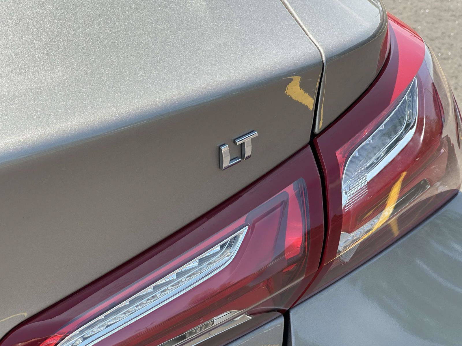 Certified 2022 Chevrolet Malibu LT FWD image 9