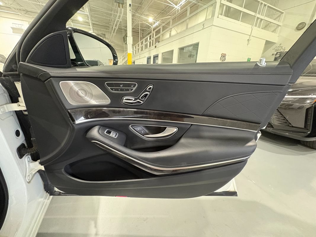 Used 2019 Mercedes-Benz S 560 4MATIC Sedan image 56