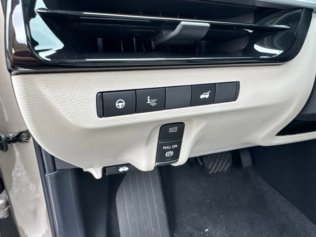 New 2026 Nissan Murano Platinum w/ Cargo Package AWD/4WD image 11