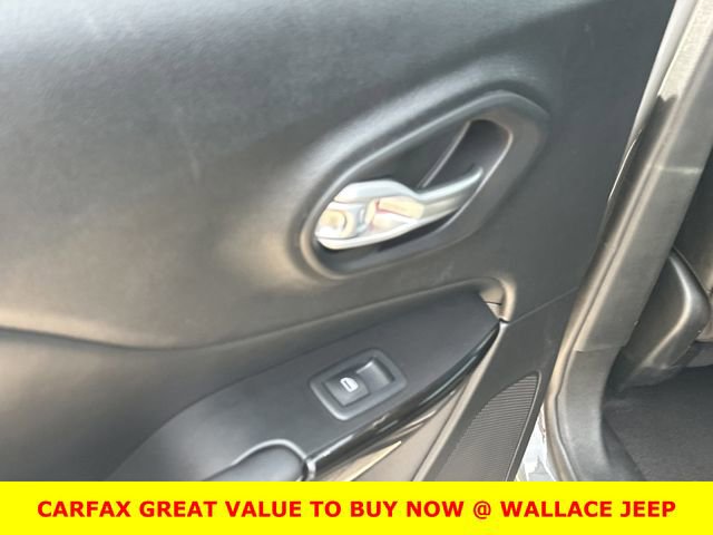 Used 2023 Jeep Cherokee Altitude Lux w/ Lux Elite Package AWD/4WD image 15
