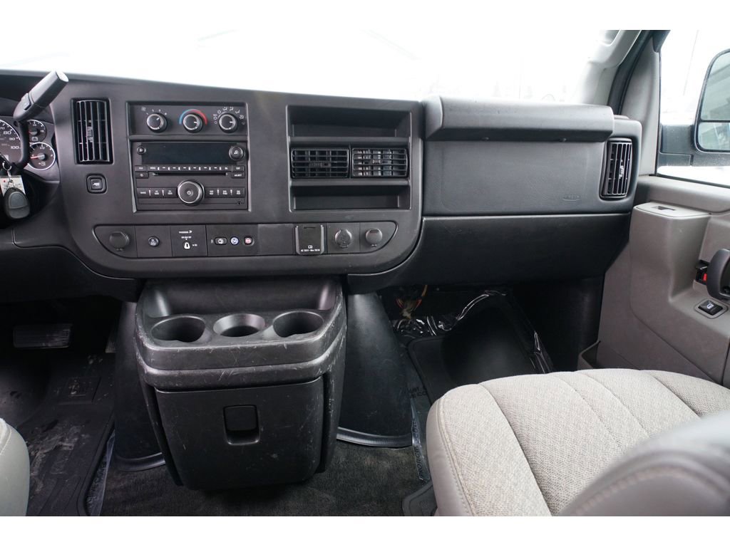 Used 2016 Chevrolet Express 3500 LT w/ LT Preferred Equipment Group image 28