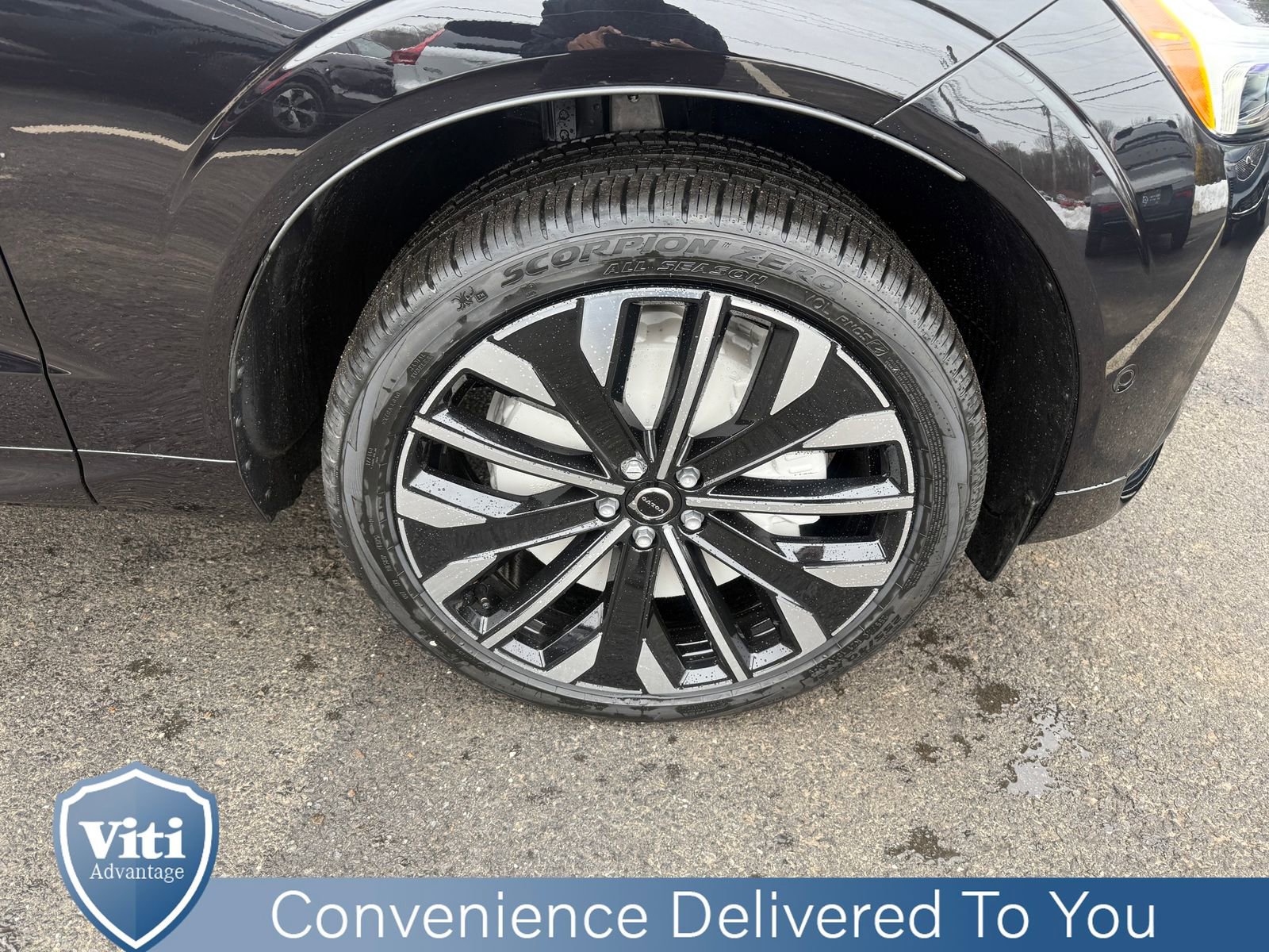 New 2026 Volvo XC60 T8 Ultra w/ Protection Package Premier image 10