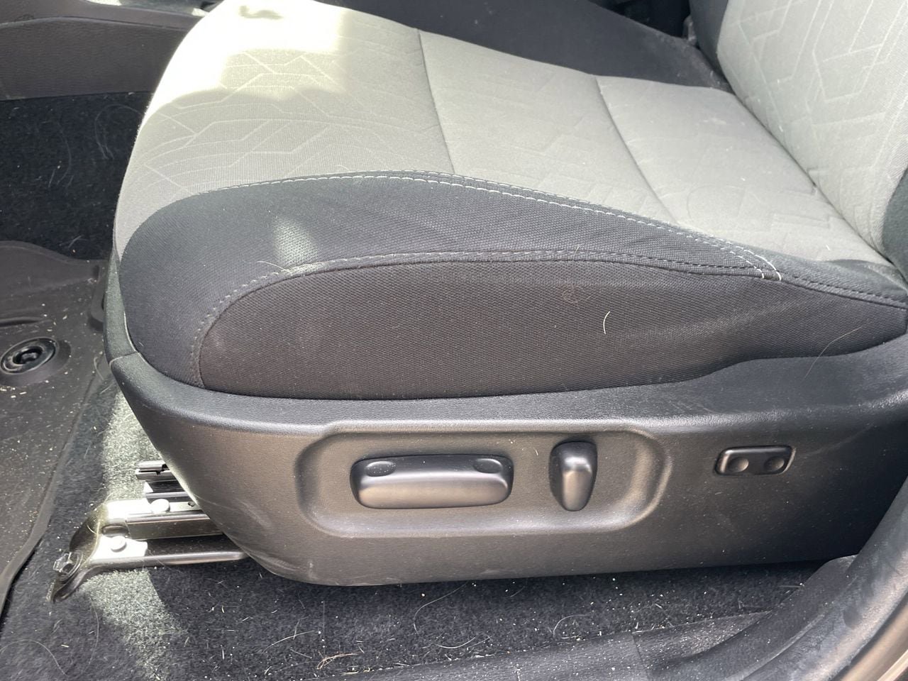 Used 2023 Toyota Tacoma TRD Off-Road RWD image 6