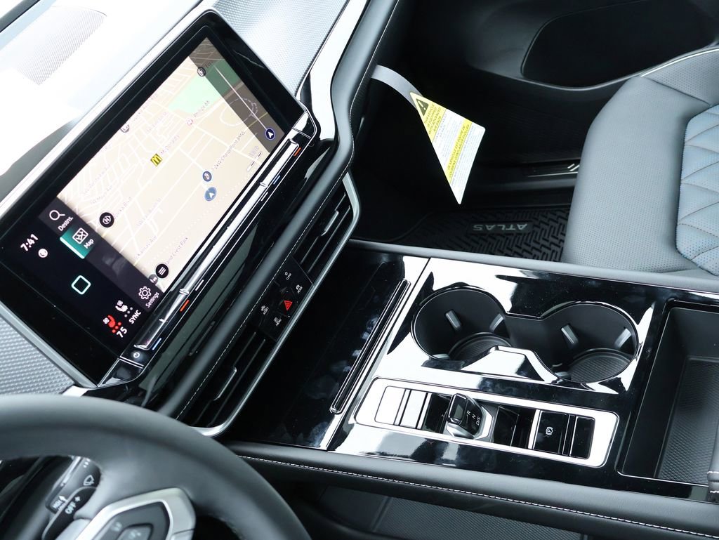 New 2026 Volkswagen Atlas Cross Sport SEL Premium R-Line image 24