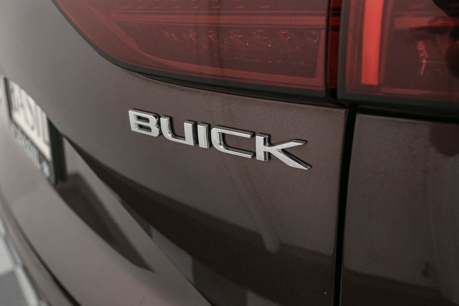 Used 2024 Buick Envision Preferred AWD/4WD image 11
