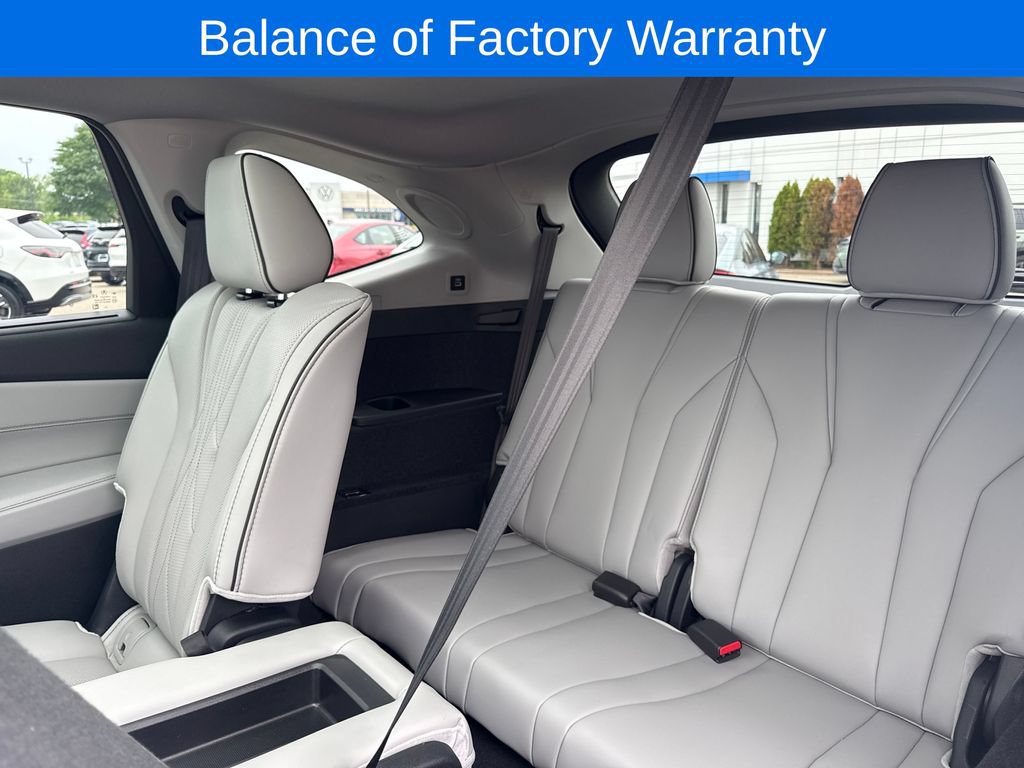 Used 2025 Acura MDX w/ Advance Package AWD/4WD image 14