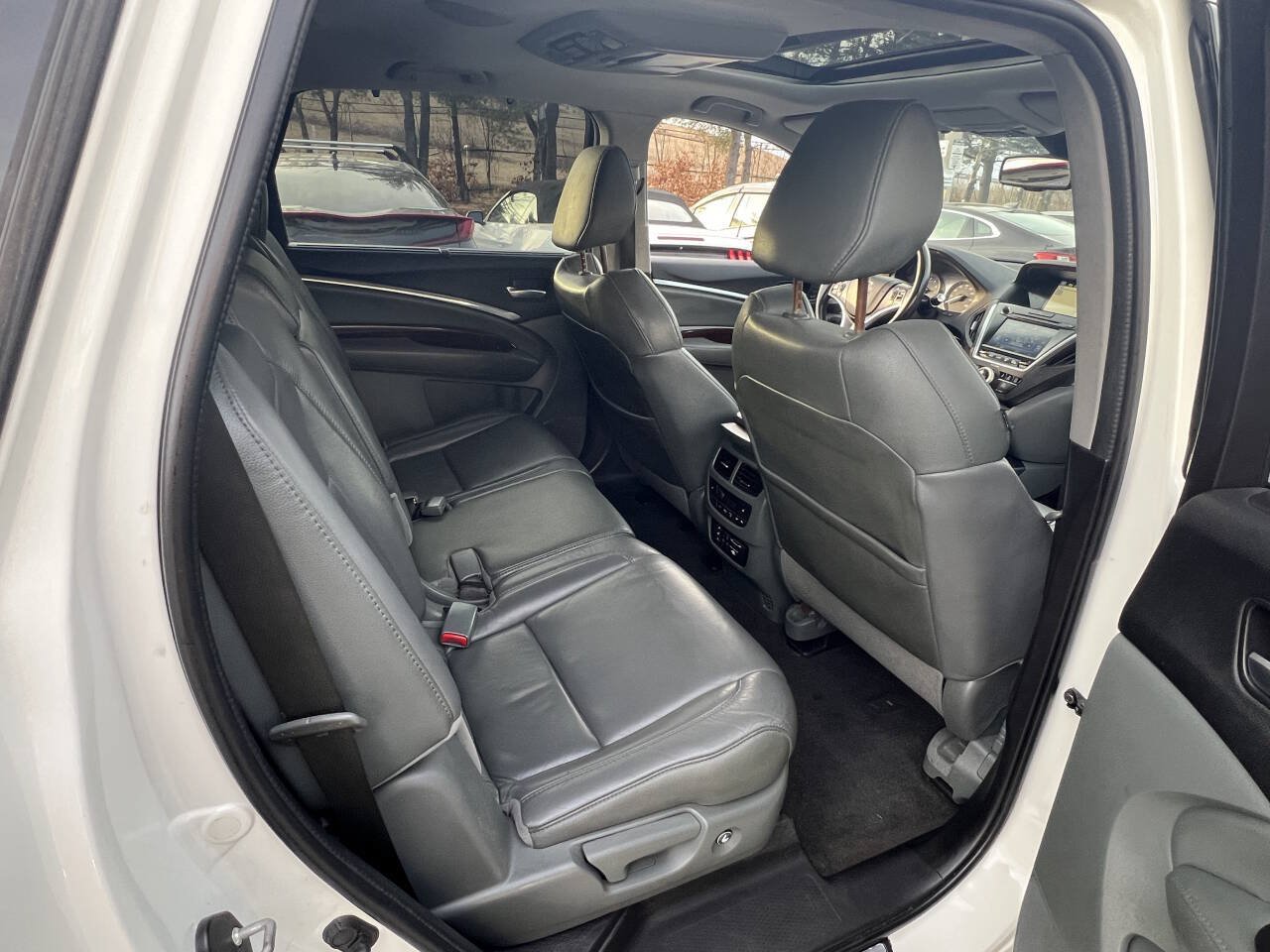 Used 2015 Acura MDX w/ Tech & Entertainment Pkg AWD/4WD image 14