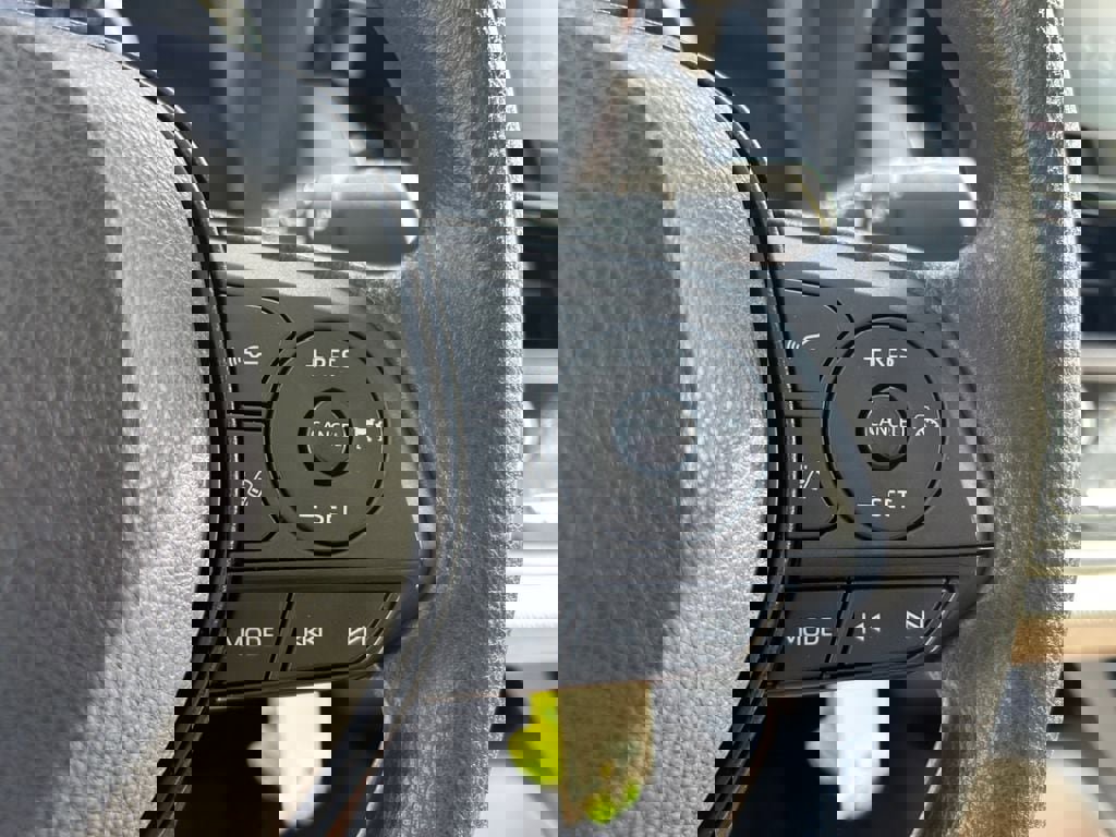 Used 2022 Toyota Corolla LE image 17