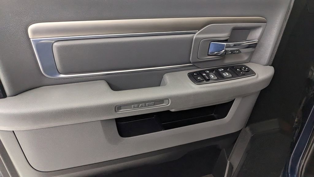 Used 2019 RAM 1500 Classic Warlock image 27