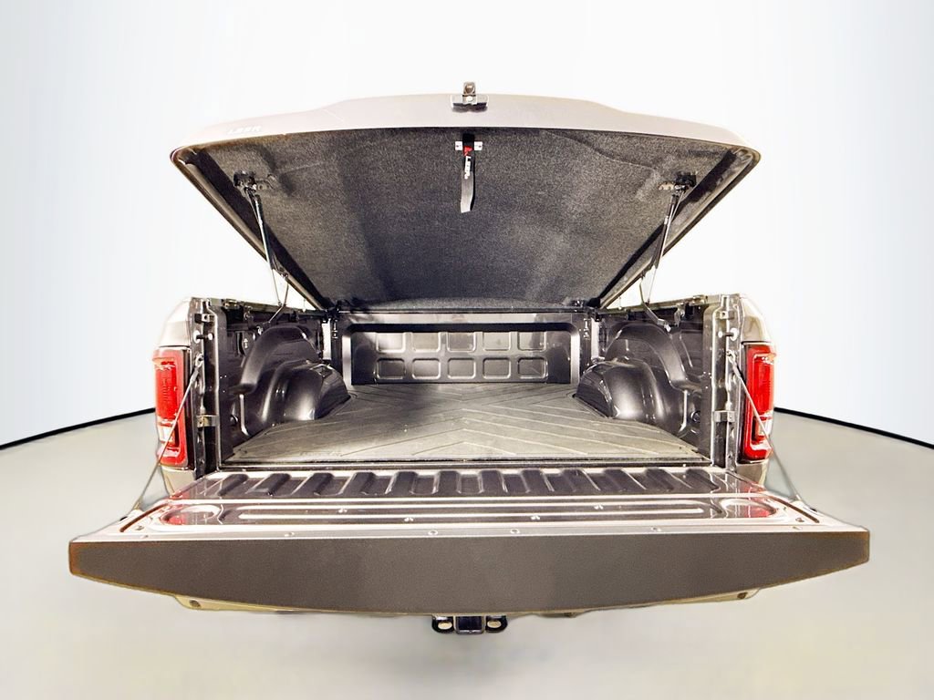 Used 2025 RAM 2500 Tradesman image 28