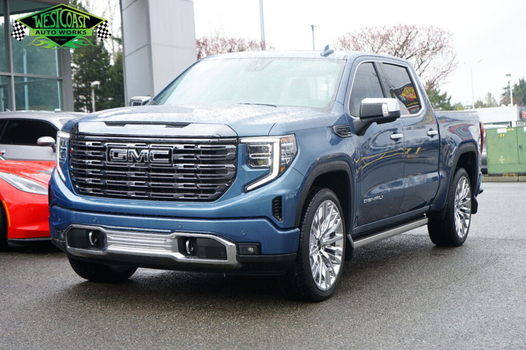 Used 2024 GMC Sierra 1500 Denali Ultimate image 1