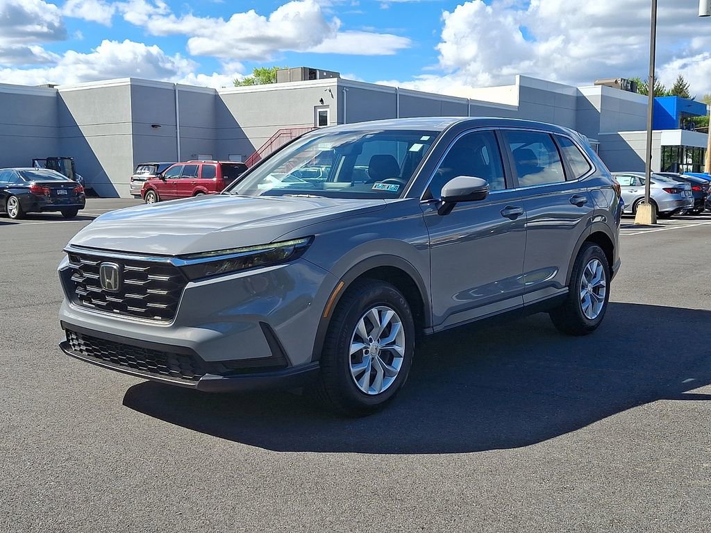Used 2023 Honda CR-V LX image 3