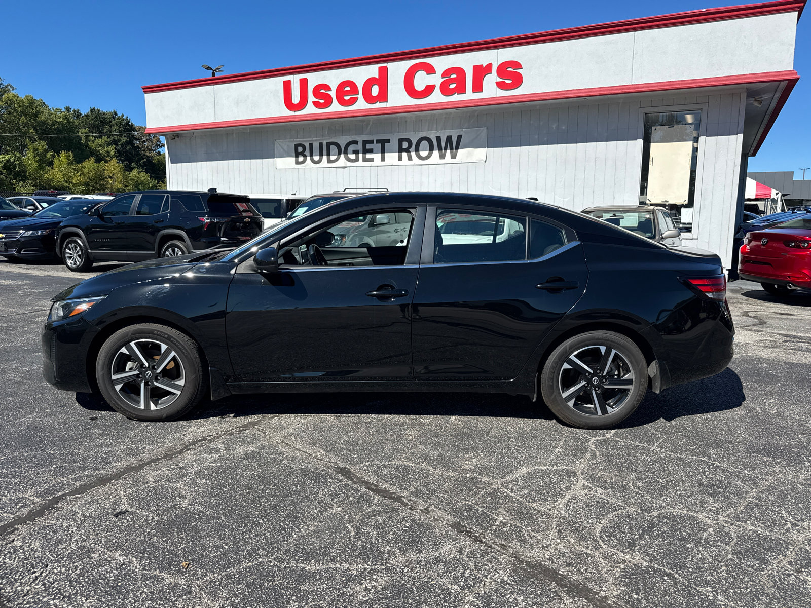 Used 2025 Nissan Sentra SV FWD image 3