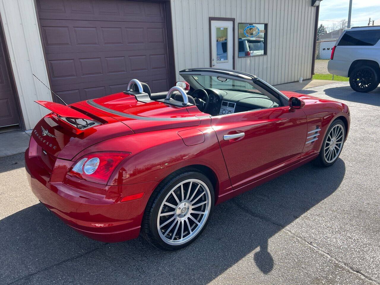 Used 2007 Chrysler Crossfire Convertible w/ Special Edition Group RWD image 78