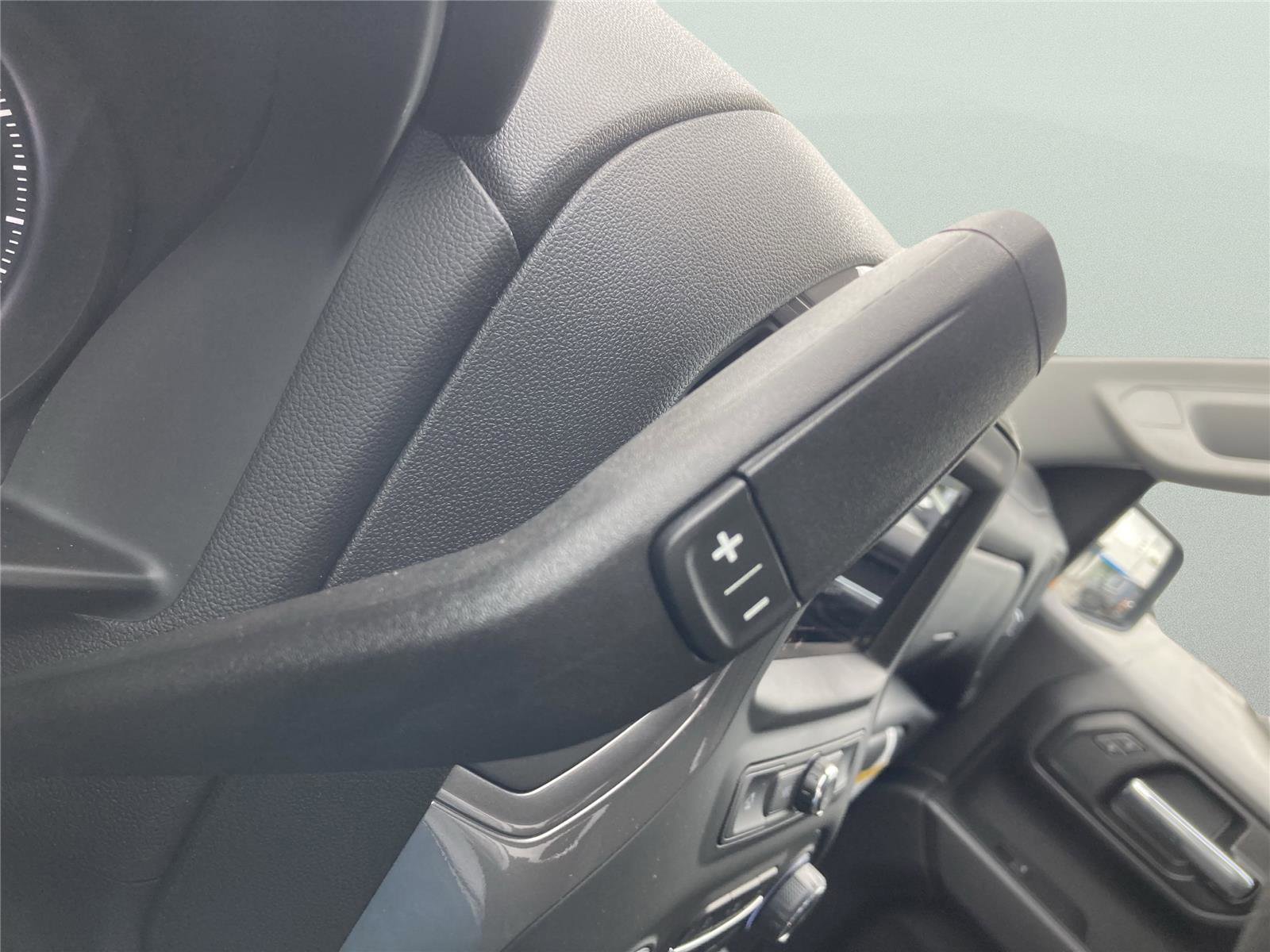 New 2026 Chevrolet Silverado 1500 Custom w/ LPO, Dark Essentials Package image 29