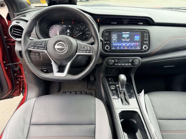Used 2023 Nissan Kicks SR w/ SR Premium Package FWD image 17