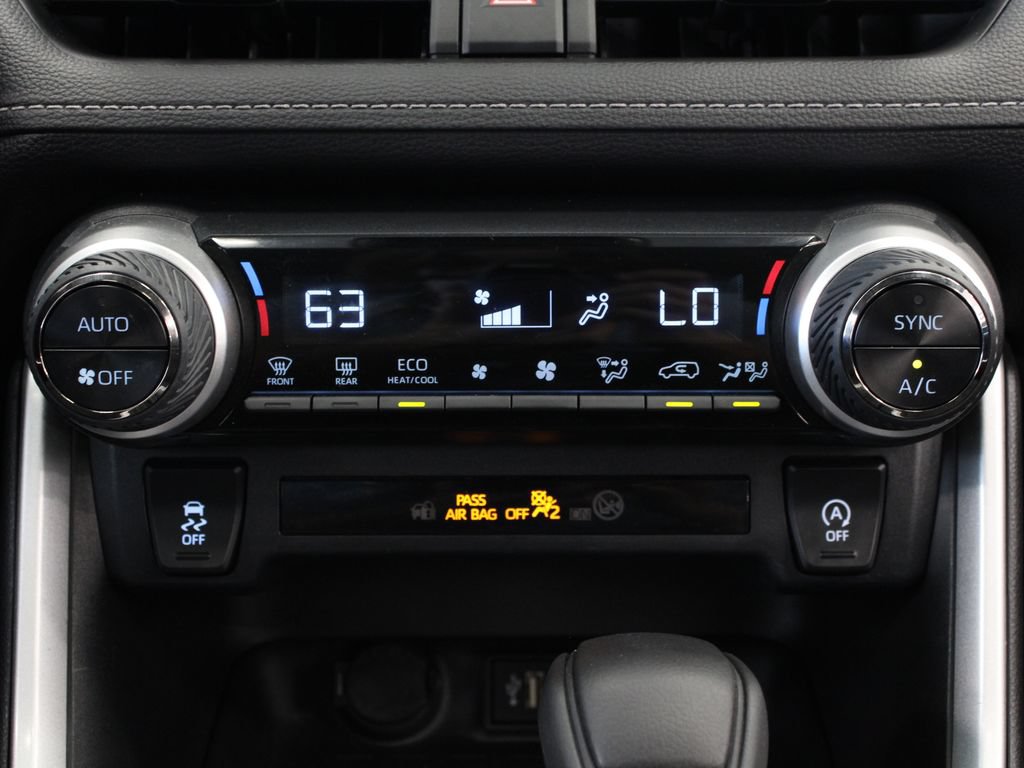 Used 2023 Toyota RAV4 XLE w/ Convenience Package FWD image 22