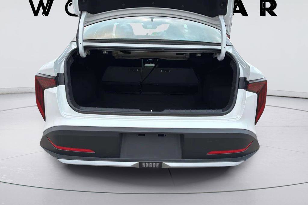 Certified 2025 Kia K4 EX FWD image 19