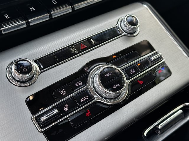 Certified 2023 Lincoln Aviator AWD w/ Premium Package image 24