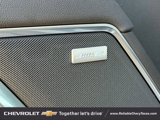 Used 2025 Chevrolet Silverado 1500 LTZ AWD/4WD image 32