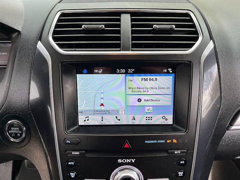 Used 2019 Ford Explorer Sport image 17