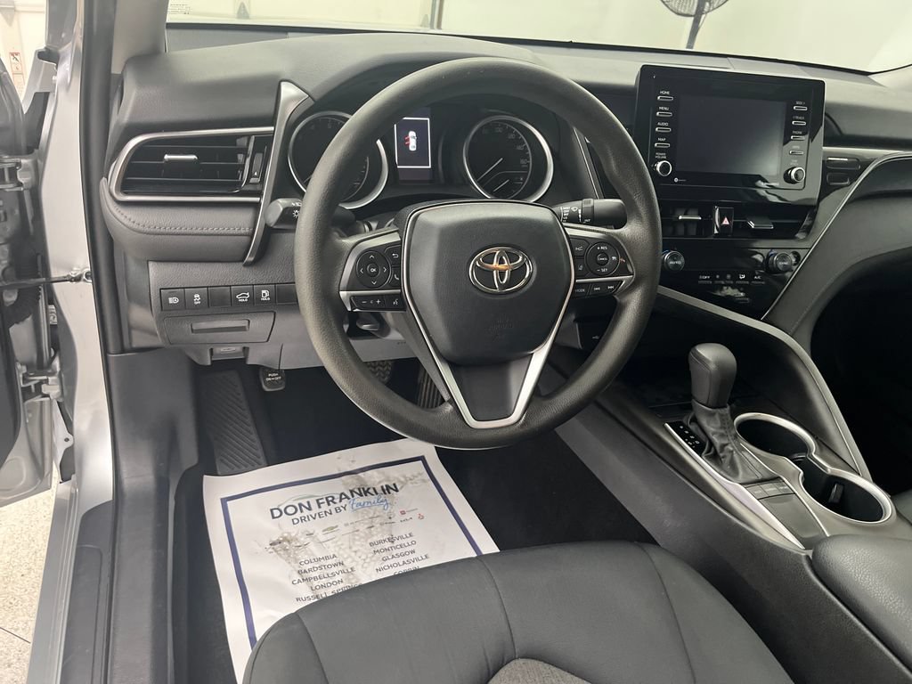 Used 2022 Toyota Camry LE FWD image 16