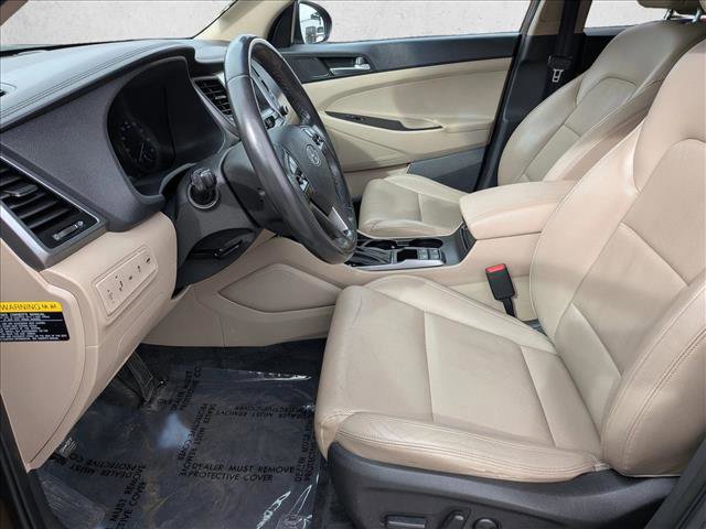 Used 2016 Hyundai Tucson Limited w/ Option Group 03 image 11