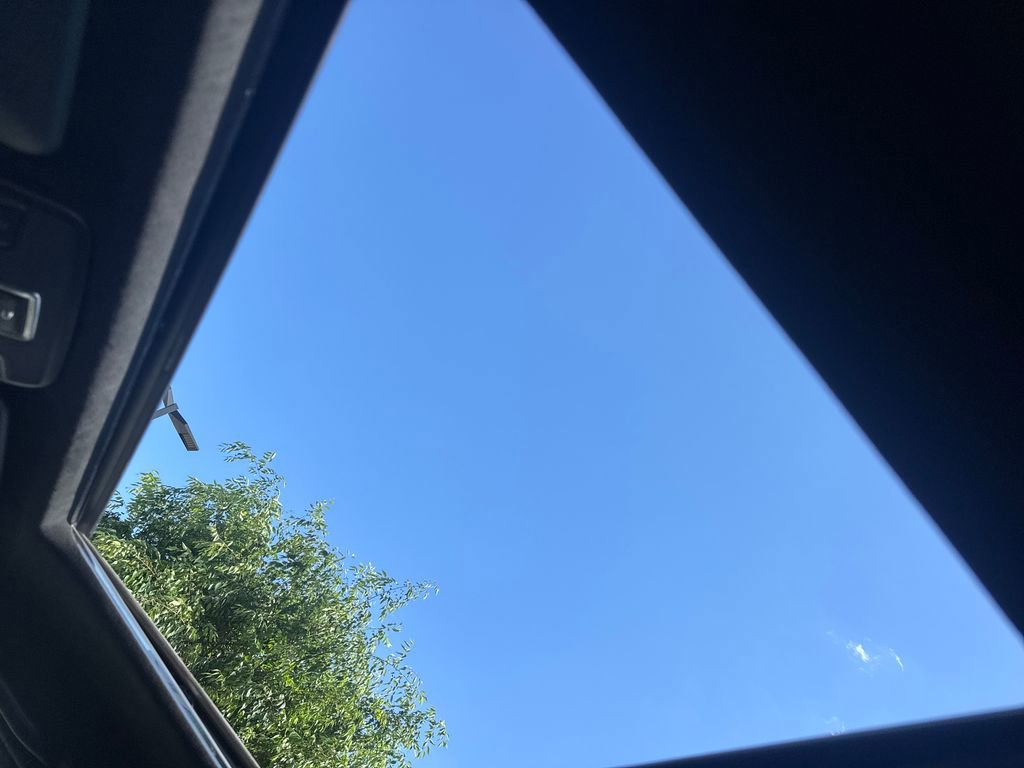 Used 2017 Mercedes-Benz G 550 Squared image 18