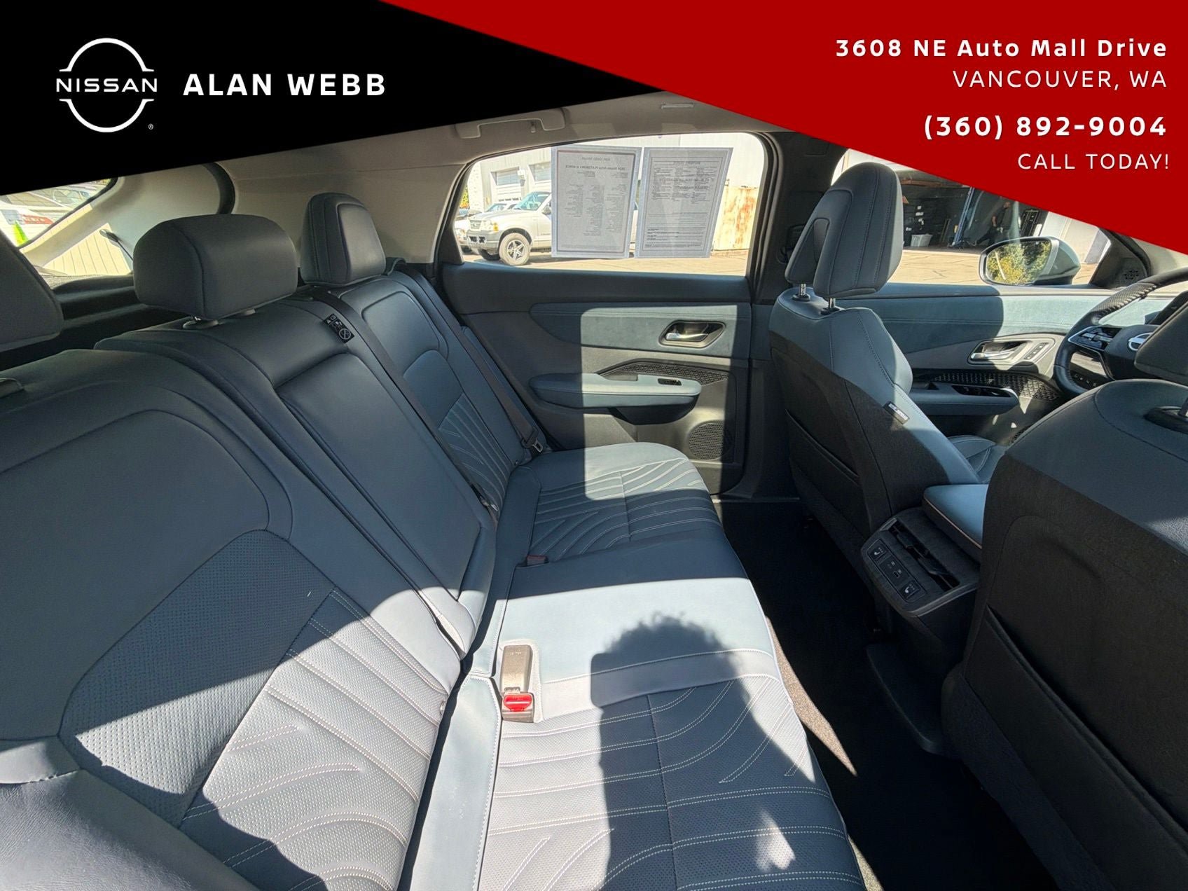 Used 2024 Nissan Ariya AWD image 23
