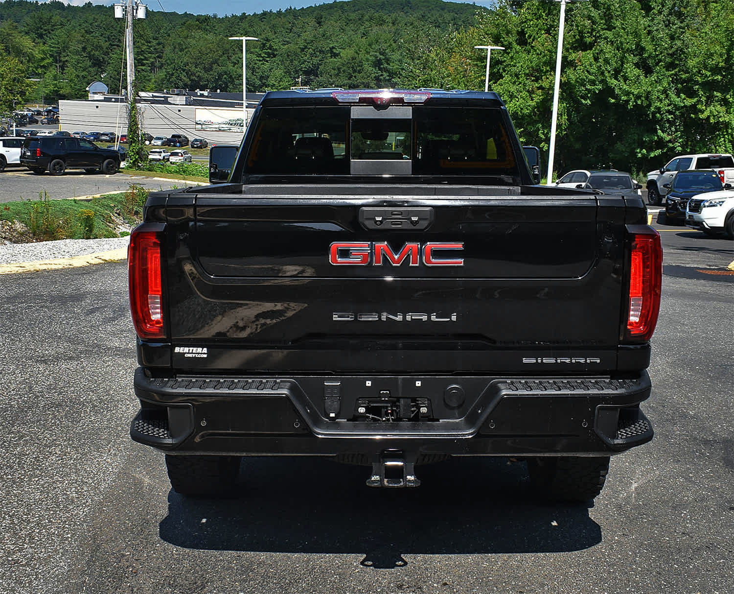 Used 2022 GMC Sierra 2500 Denali w/ Denali Ultimate Package AWD/4WD image 7