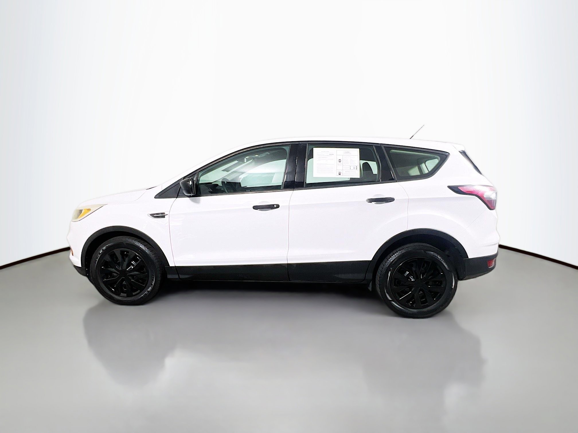 Used 2017 Ford Escape S image 9
